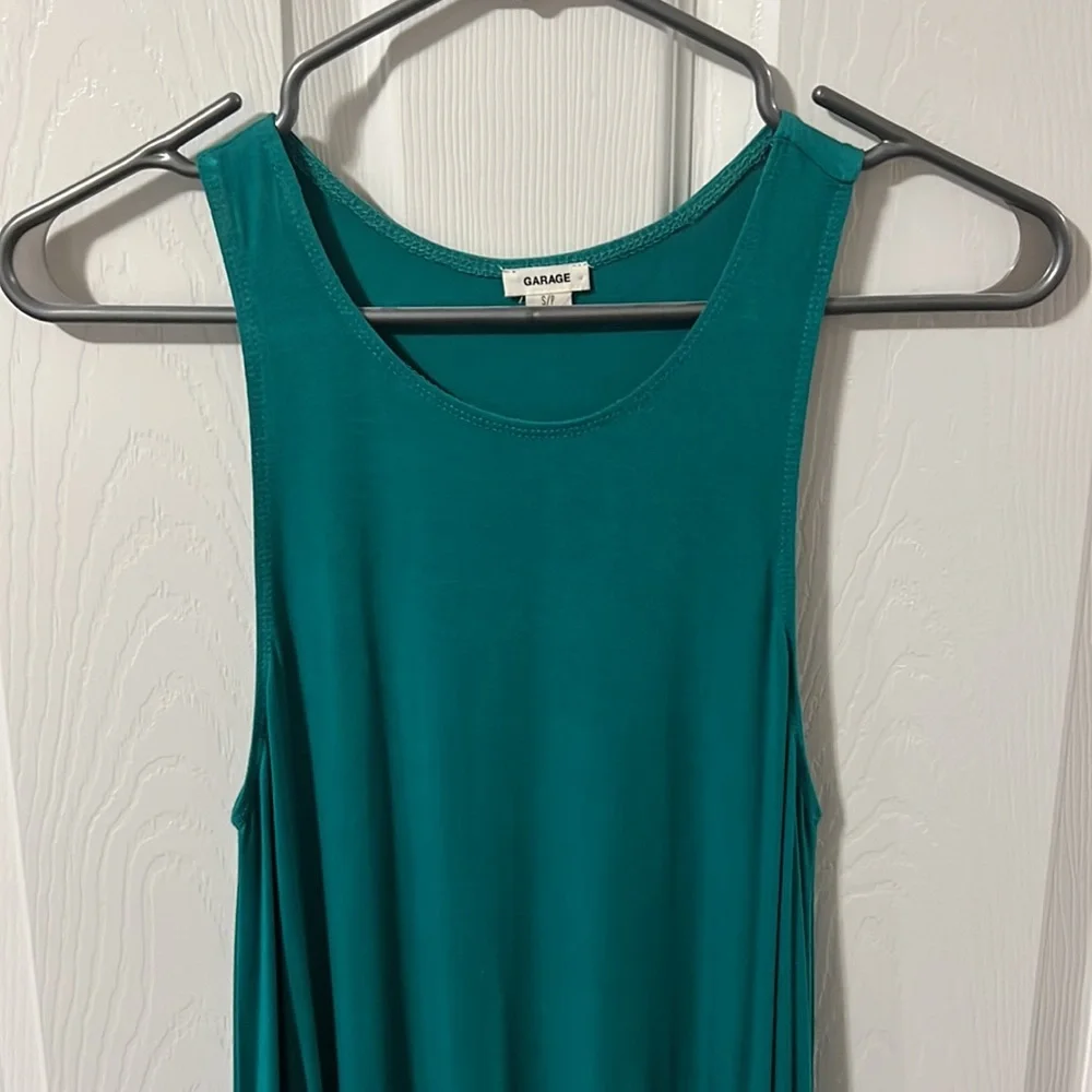 Dress - Picture 2 of 4